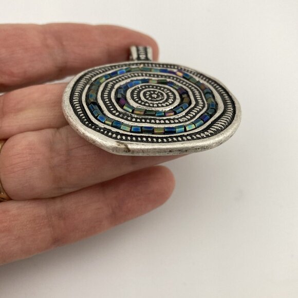 Premier Designs Bora Bora Reversible Glass Beads‎ Silverplate Medallion Pendant - Picture 6 of 6